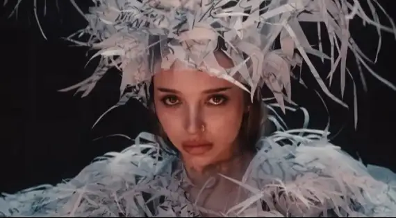 Veja o clipe da nova música, "CHURCH", com a letra e a tradução!